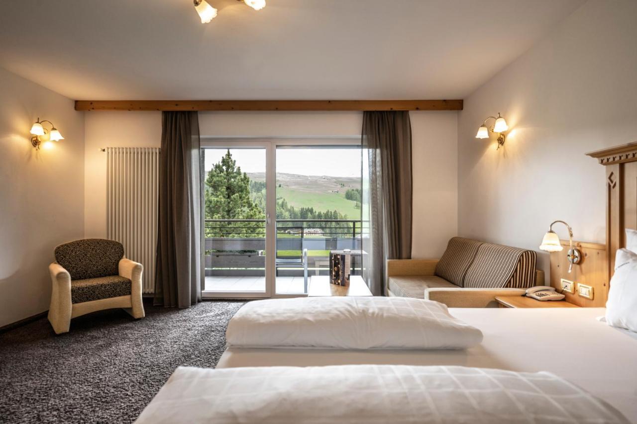 Hotel Schmung Alpe Di Siusi Bagian luar foto